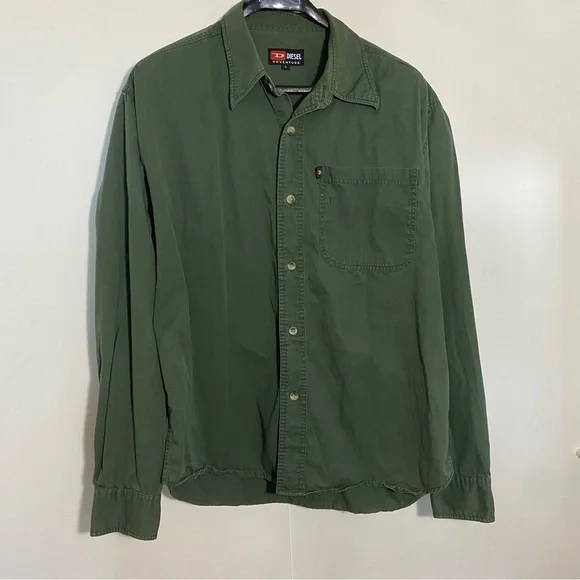 🎈DIESEL vintage army green button down long sleeves shirt. - Picture 1 of 5